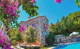 Alacati Zeytin Konak Hotel